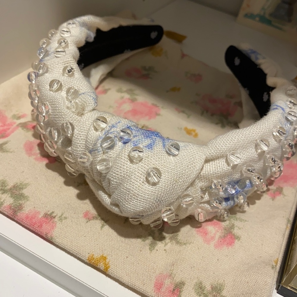 LELE SADOUGHI x Loveshackfancy collab headband full size